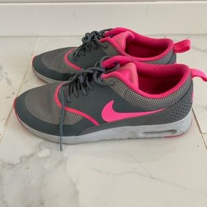 Women Nike Shoes